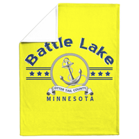 Fleece_Blanket_Plush_Battle_Lake_Yell_V_Blanket_Fold_Mockup.png