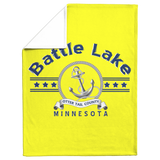 Fleece_Blanket_Plush_Battle_Lake_Yell_V_Blanket_Fold_Mockup.png