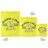 Fleece_Blanket_Plush_Battle_Lake_Yell_V_Blanket_Size_Options_Mockup.png